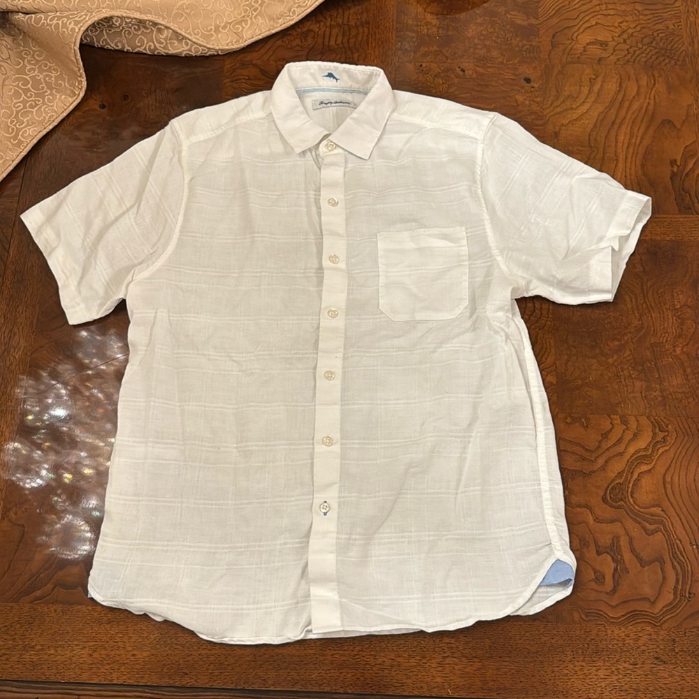 Tommy Bahama White Linen Button Down Short sleeve